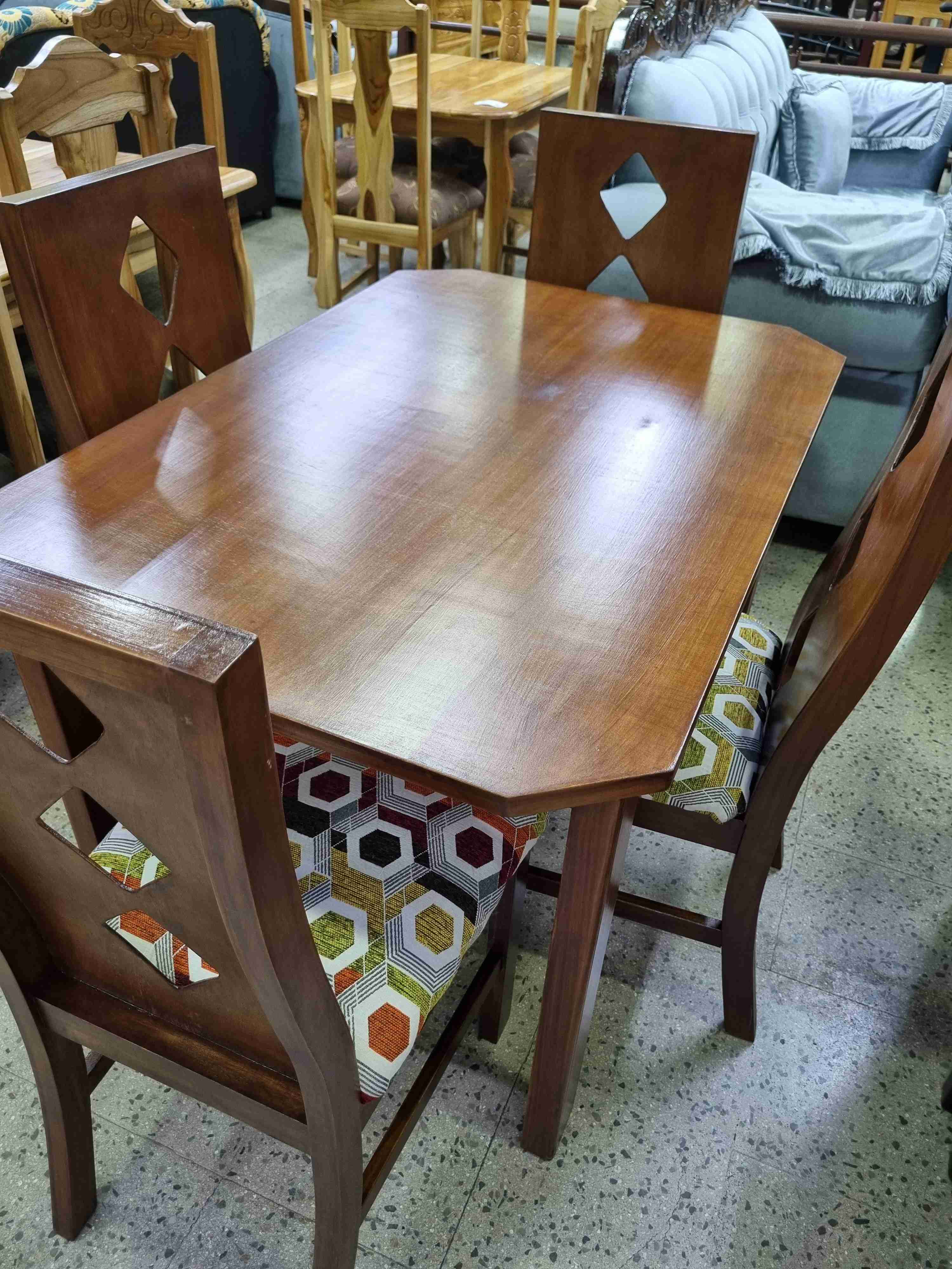 Comedor 4 PTS Diamante