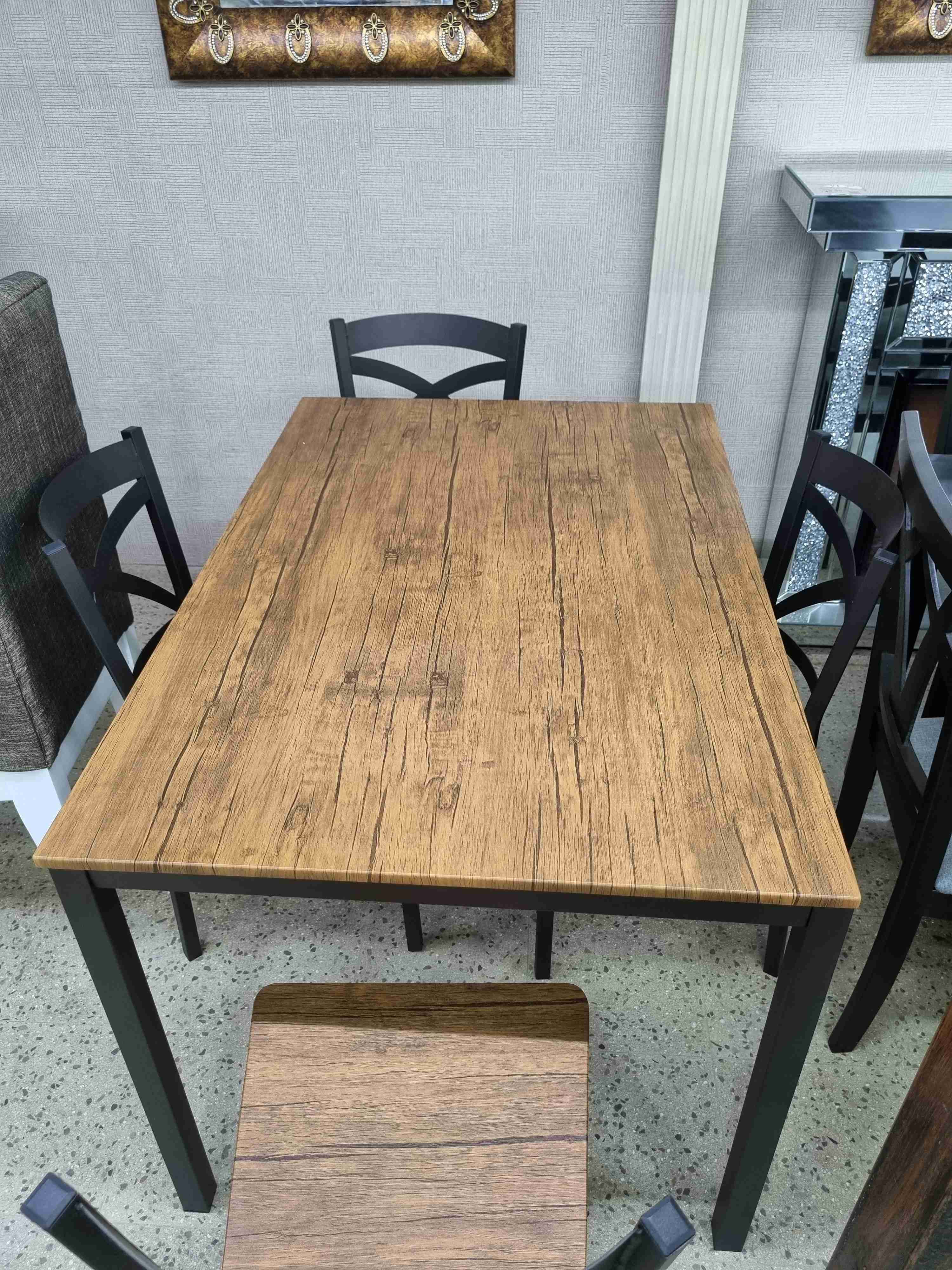 Comedor 4 PTS DHS-1544
